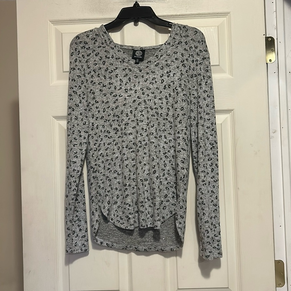 Bobeau Black and Gray Animal Print Hoodie Size Small